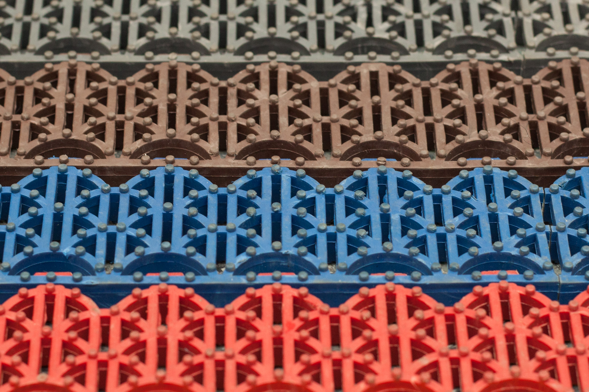 Антикаблук цветное исполнение