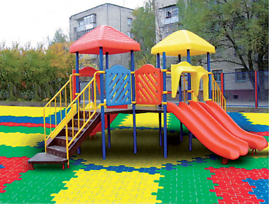 покрытие пазл на детской площадке